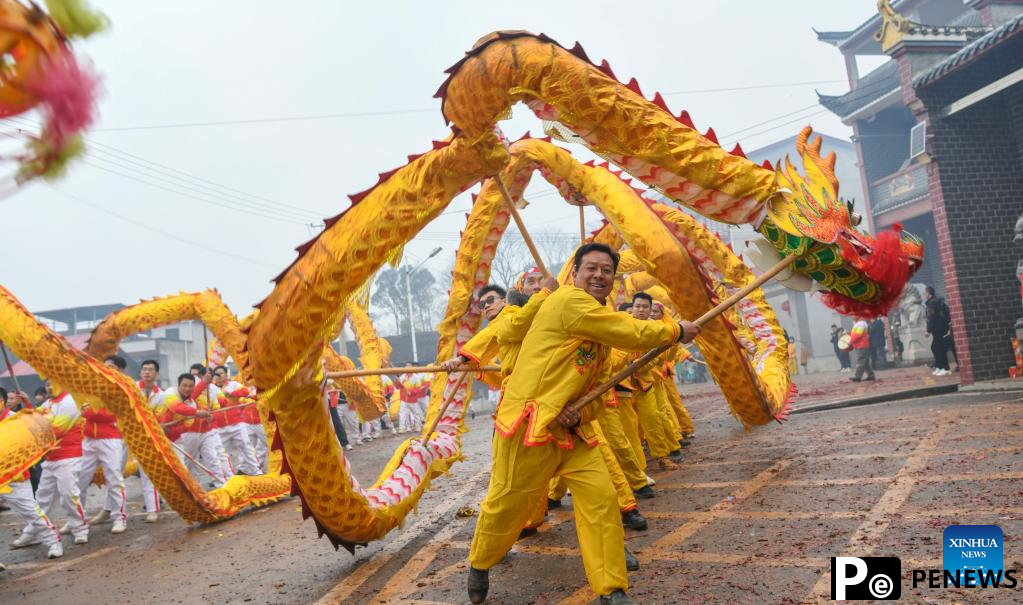 People enjoy Chinese Lunar New Year holiday across China