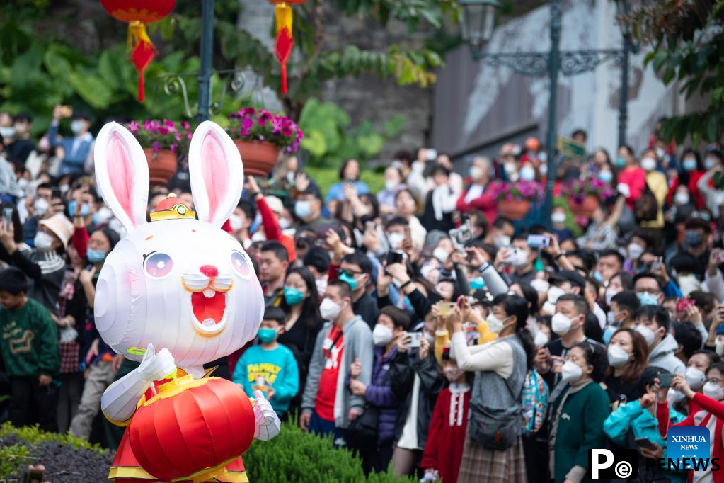 People enjoy Chinese Lunar New Year holiday across China