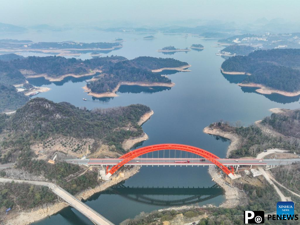 Exploring the museum of world bridges in SW China