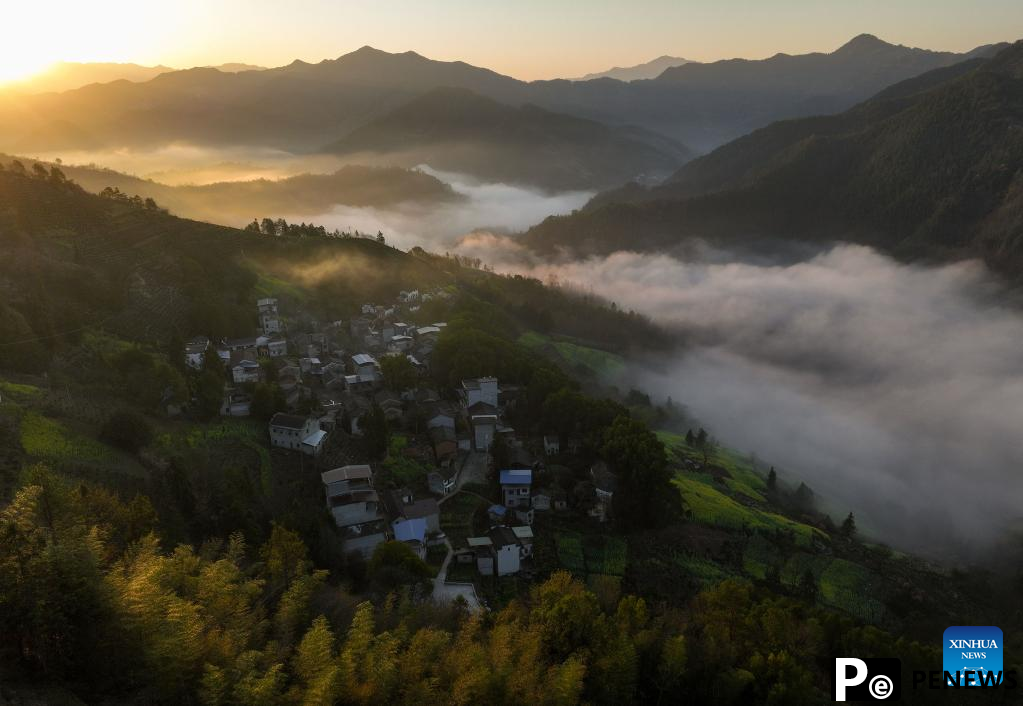 Scenery of clouds at Shitan Village, E China