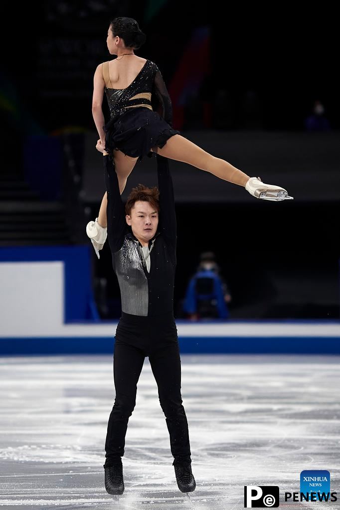 In pics: pairs short program at ISU World Figure Skating Championships