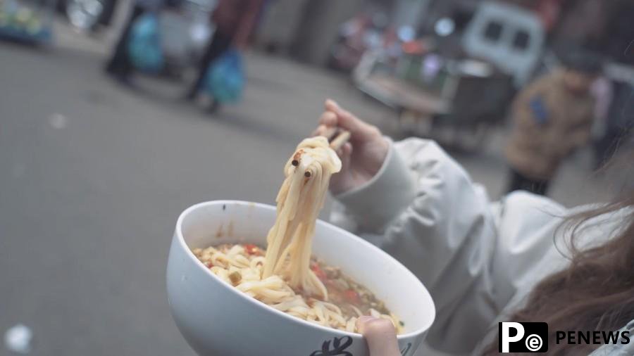A bowl of rice noodles, a taste of Changsha city