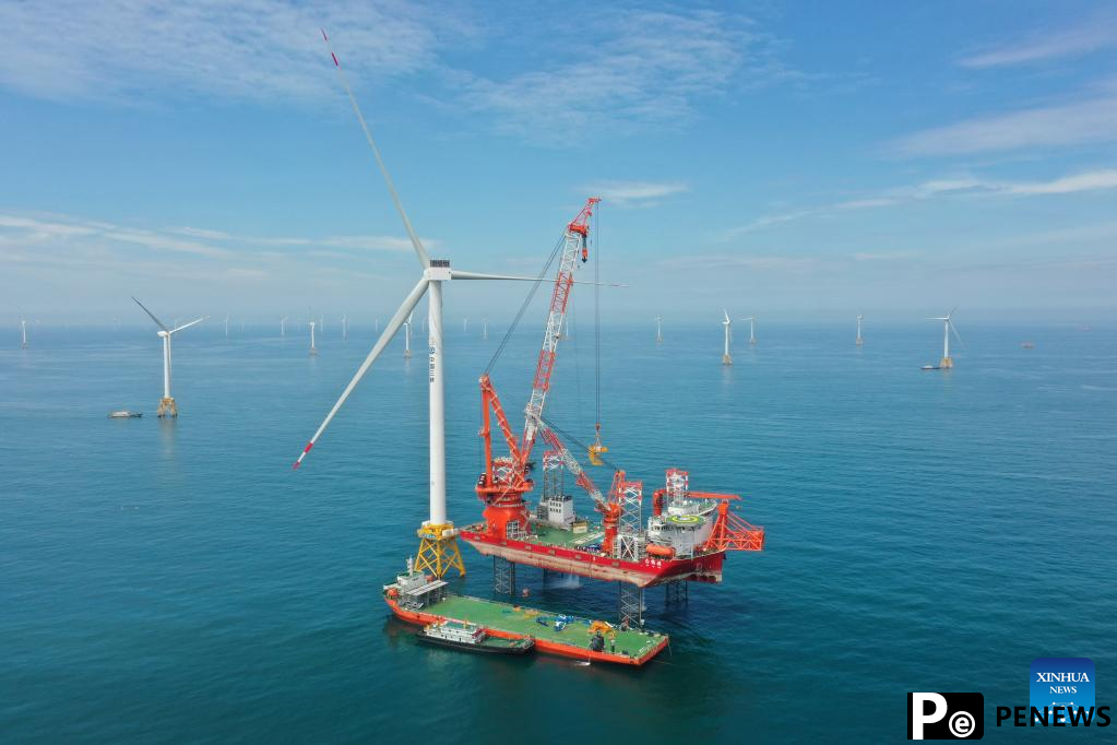 Construction of giant offshore wind turbine completed in Fuzhou