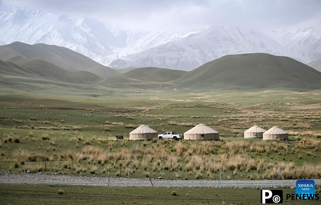 Xinjiang sees booming tourism in first four months