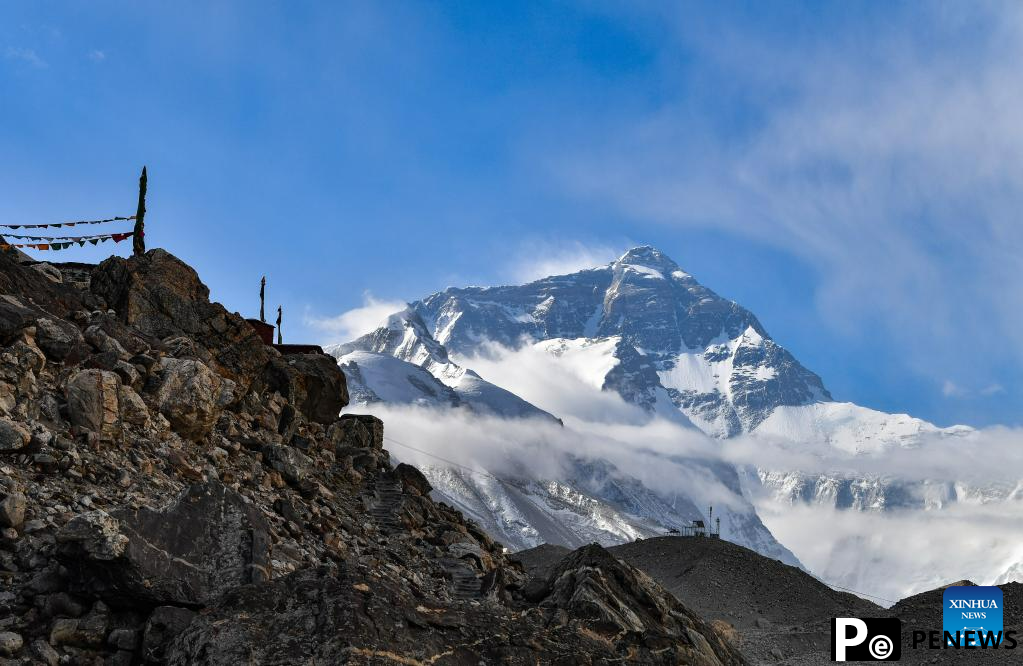 Scenery of Mount Qomolangma in SW China