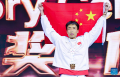 China's Mo captures men's foil gold at Asian Fencing Championships