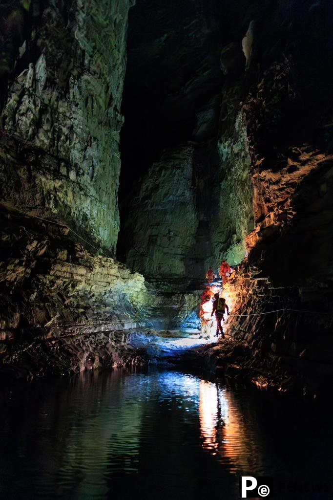 Tourists, music lovers find treasures in Asia
