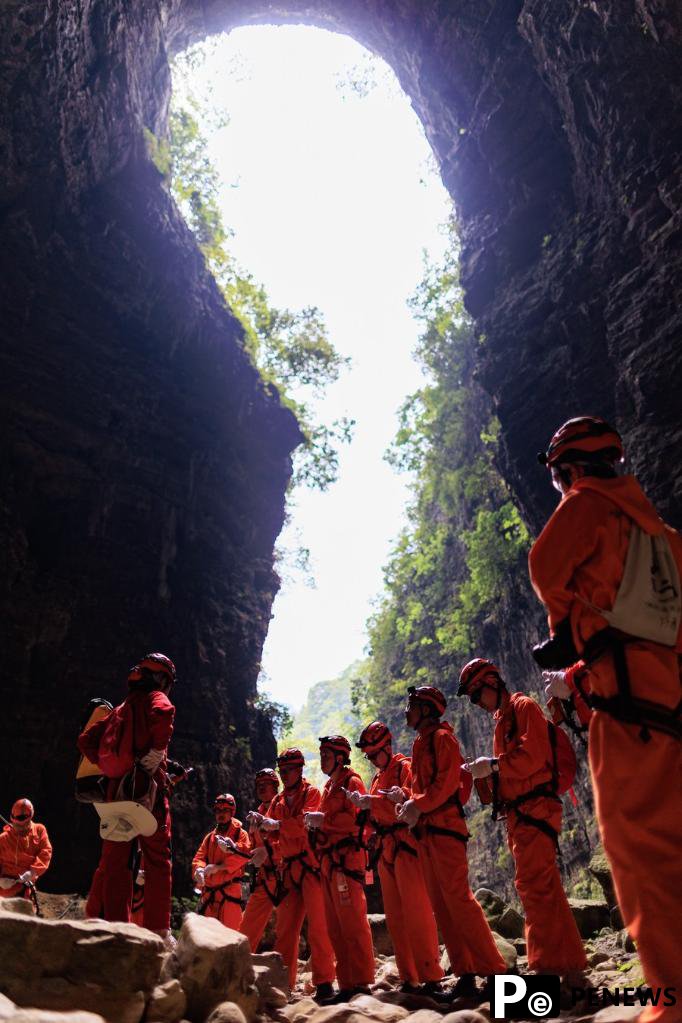 Tourists, music lovers find treasures in Asia