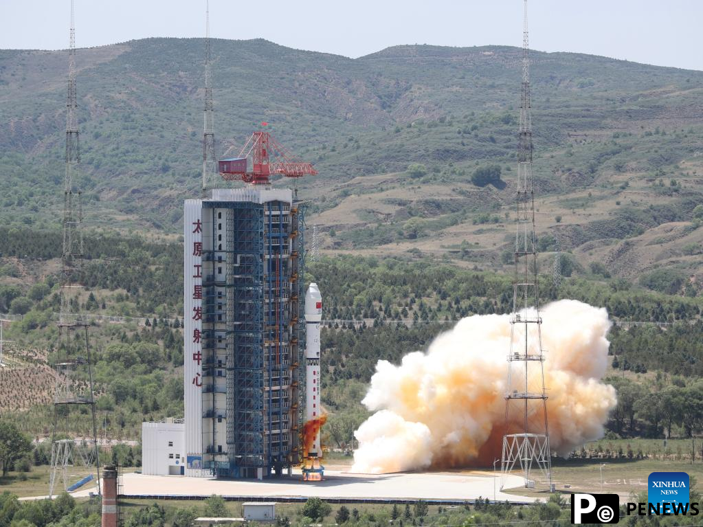 China launches record-setting 41 satellites on single rocket