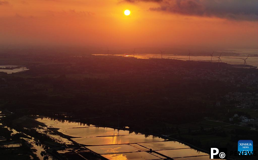 "Nanji" Village in S China attracts tourists for natural environment and atmosphere