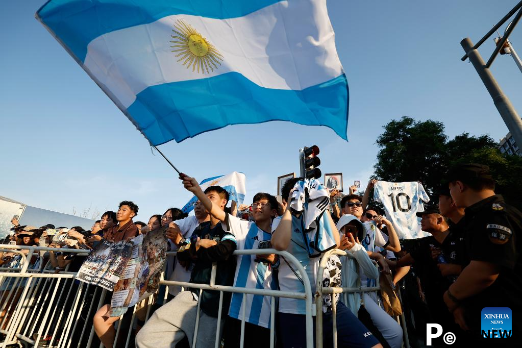 Argentina team arrives ahead of traning session for int