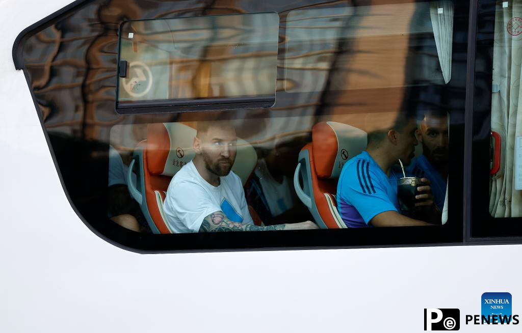 Argentina team arrives ahead of traning session for int