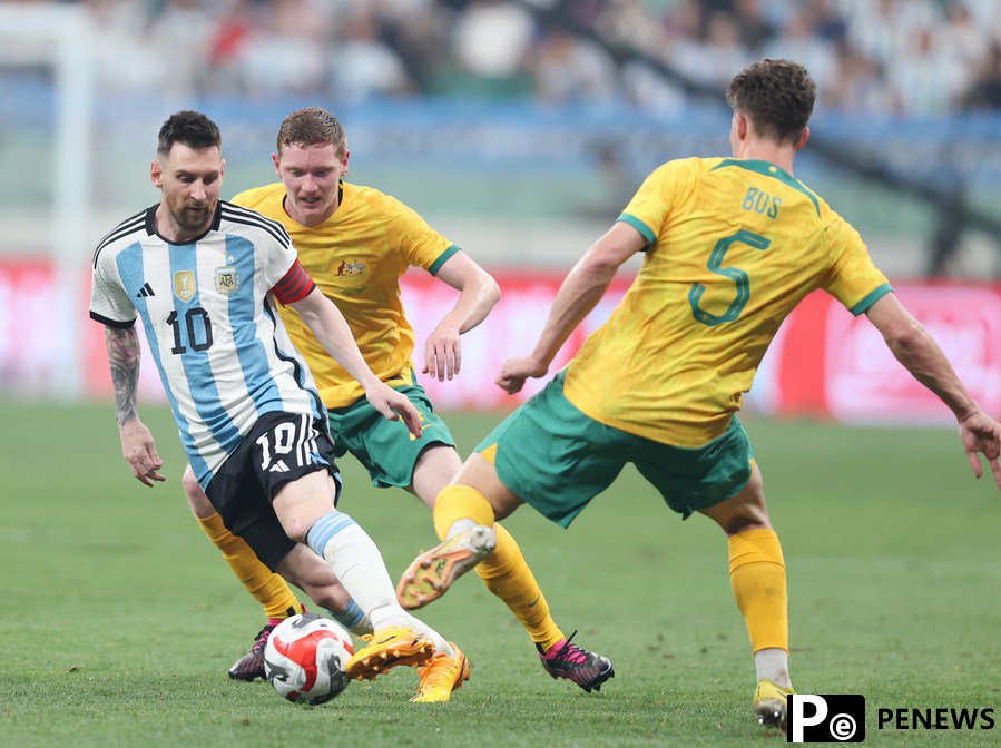 Messi scores as Argentina beat Australia at Beijing Workers