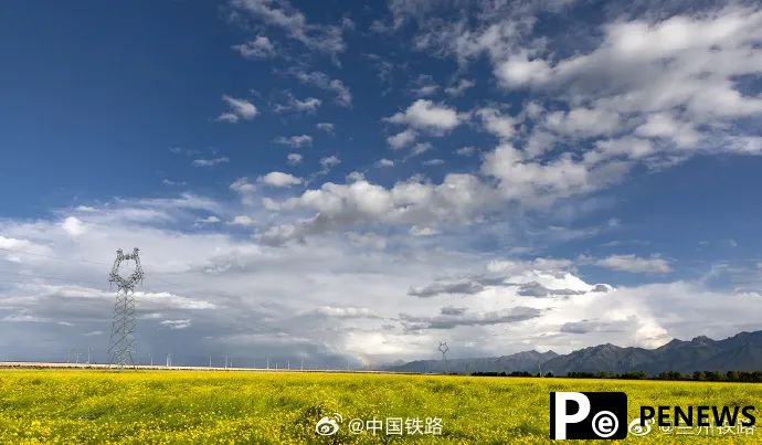 Passengers take photos of picturesque scenery as high-speed train runs in S China