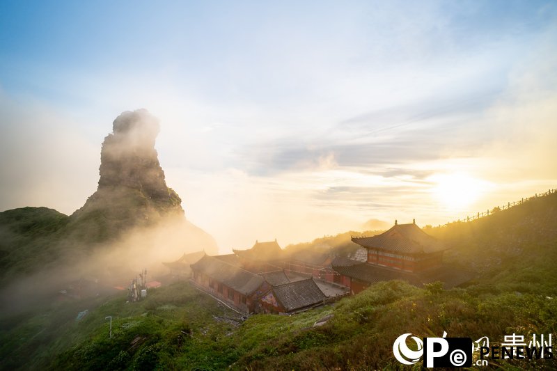 Discover the stunning beauty of Mount Fanjing in SW China