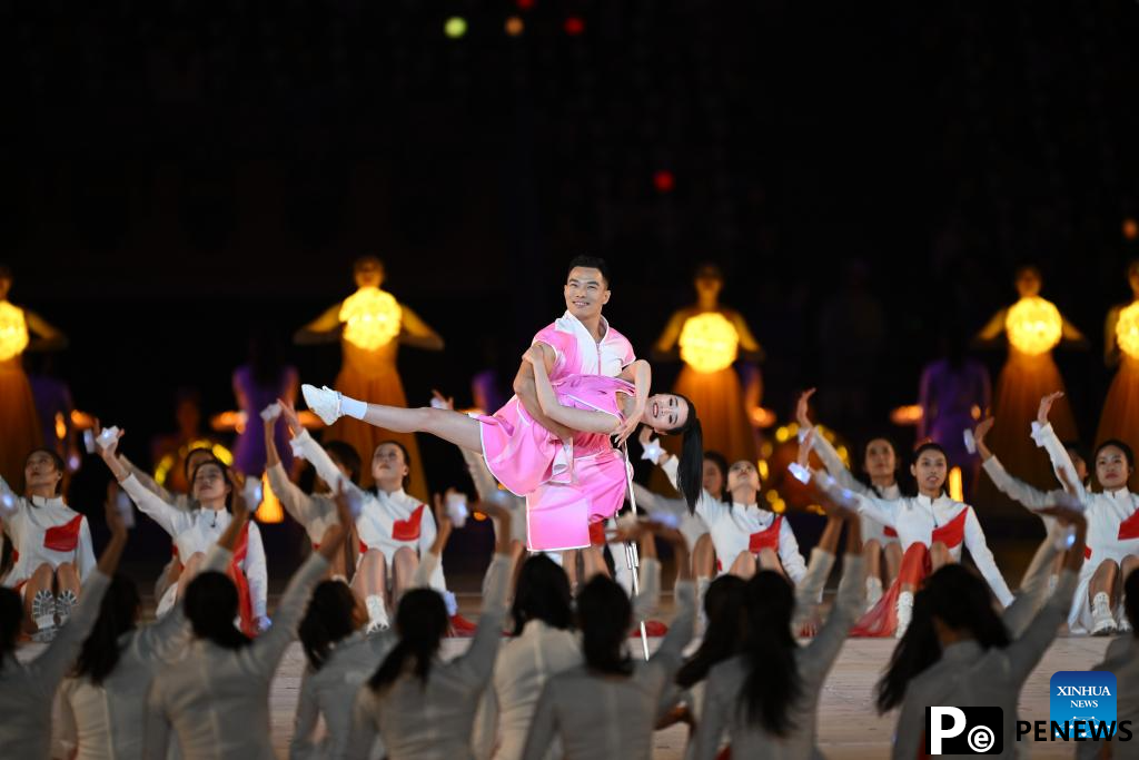 Artists perform during opening ceremony of 4th Asian Para Games in Hangzhou