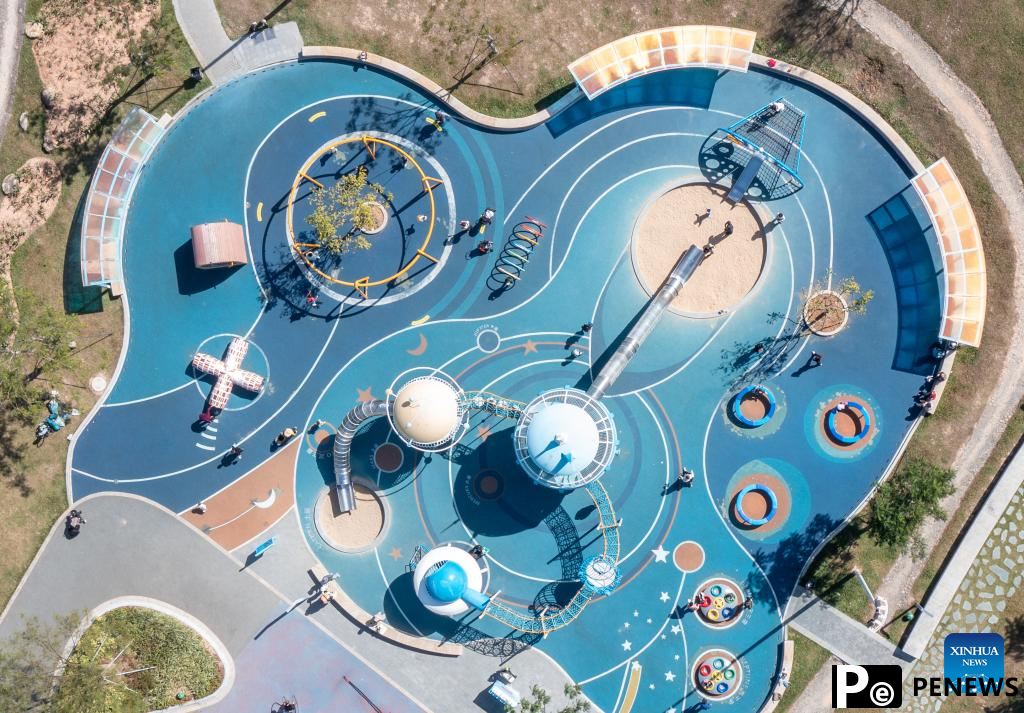 Shenzhen strives to build child-friendly city with characteristics