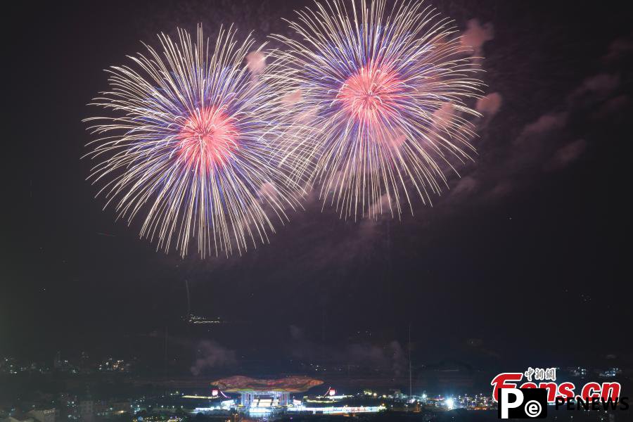 Fireworks light up night sky in C China
