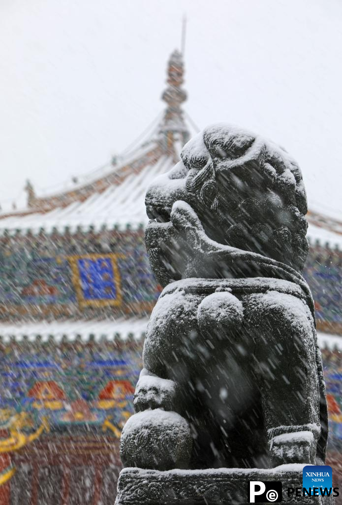 Shenyang Imperial Palace covered in snow
