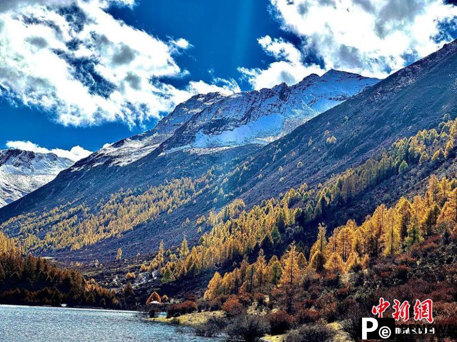 Fairyland scenery at Majiagou valley in Sichuan