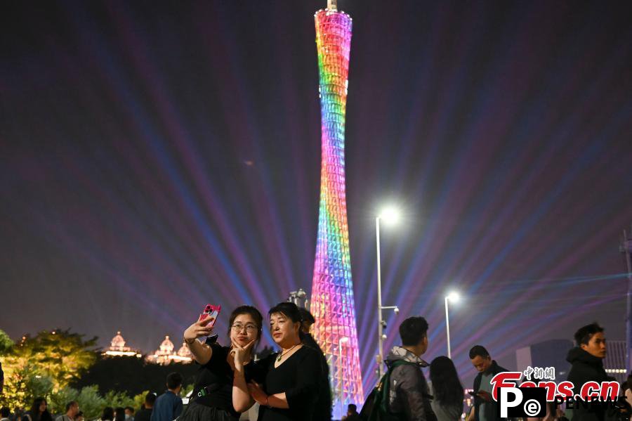 Guangzhou lighted up for international light festival