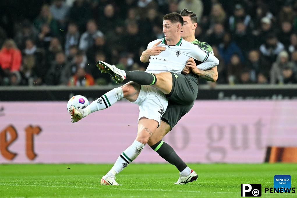 Bundesliga 11th round match: Borussia Moenchengladbach vs. VfL Wolfsburg