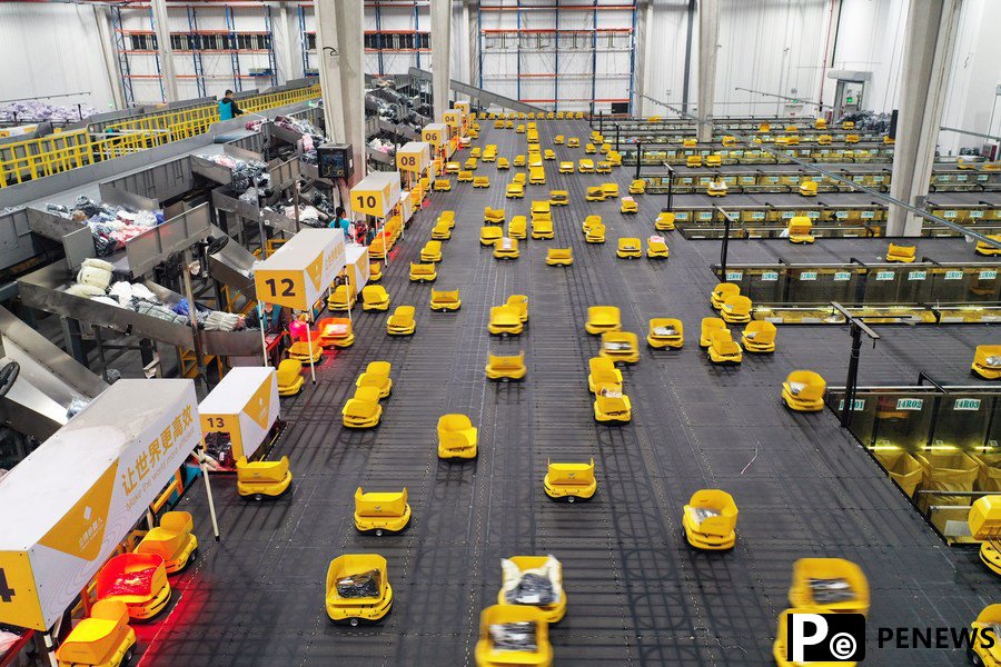 Record-breaking 120 billionth parcel mirrors vigor of Chinese economy