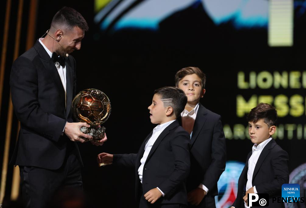 Messi receives 8th Ballon d