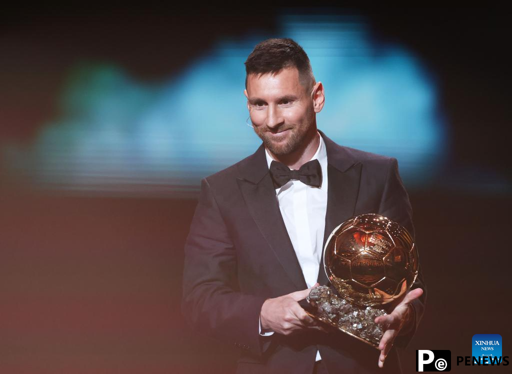 Messi receives 8th Ballon d