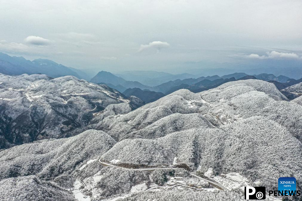 Snow scenery at section of Wushan Mountain in China