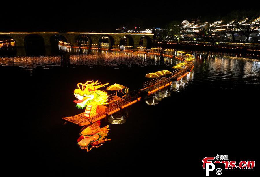 200-meter-long dragon boat rafts on river