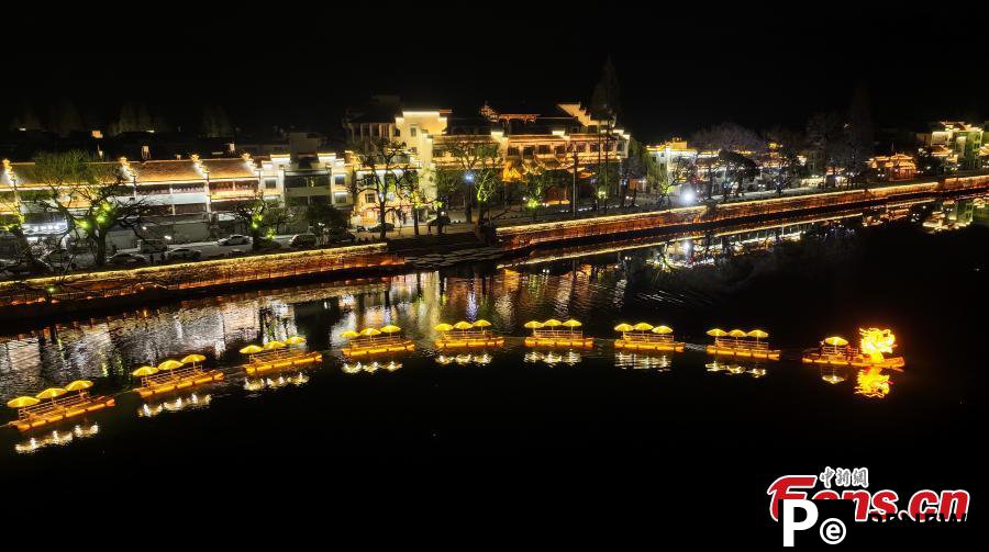 200-meter-long dragon boat rafts on river