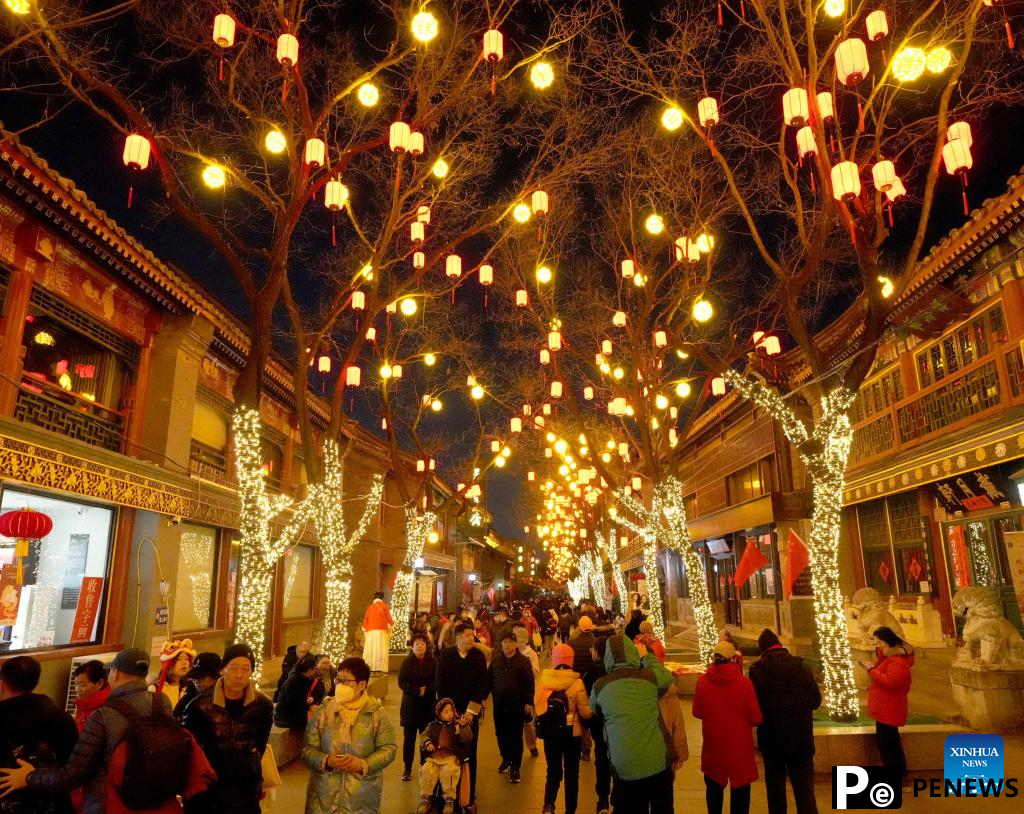 People celebrate Spring Festival across China