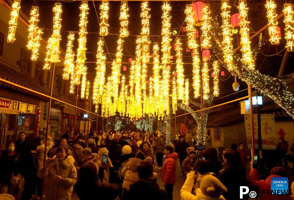 People celebrate Spring Festival across China