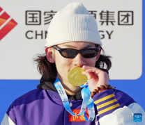 China's snowboard ace Su Yiming wins slopestyle at National Winter Games