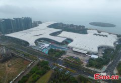 Preparation for 4th China Int'l Consumer Products Expo in full swing
