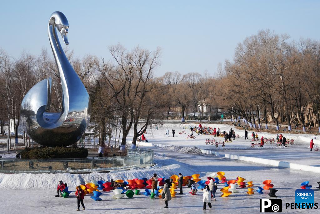 Snow Sculpture Art Expo park closed with rising of temperature