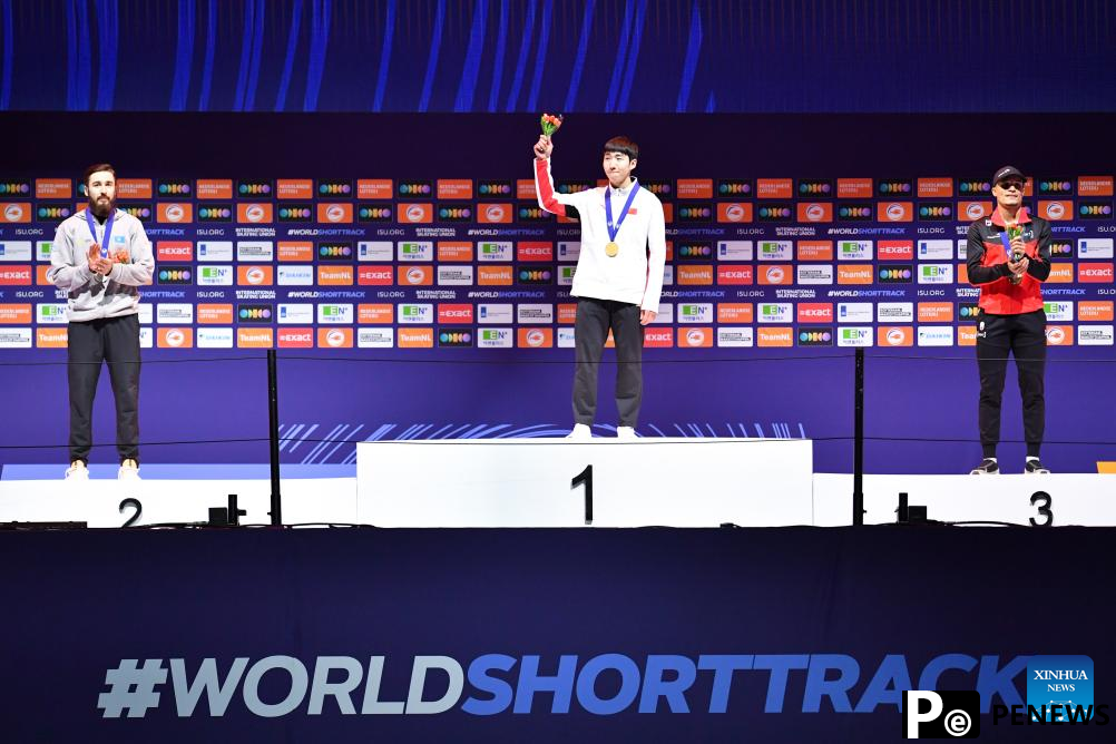 Lin Xiaojun wins 500m gold at short track speed skating worlds