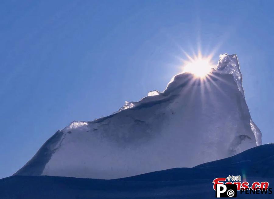 Incredible ice formations on Sayram Lake in Xinjiang