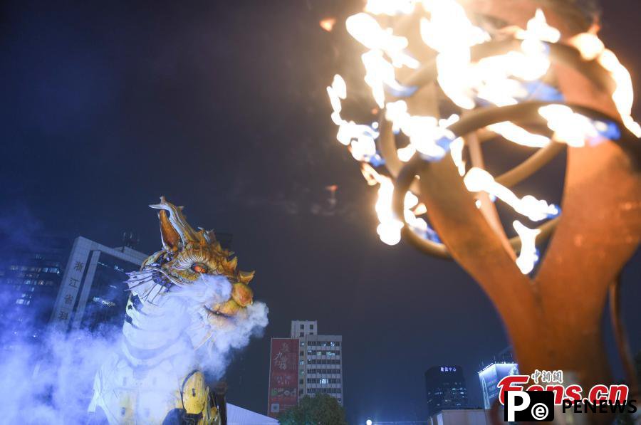 Giant dragon horse installation wows visitors in Zhejiang