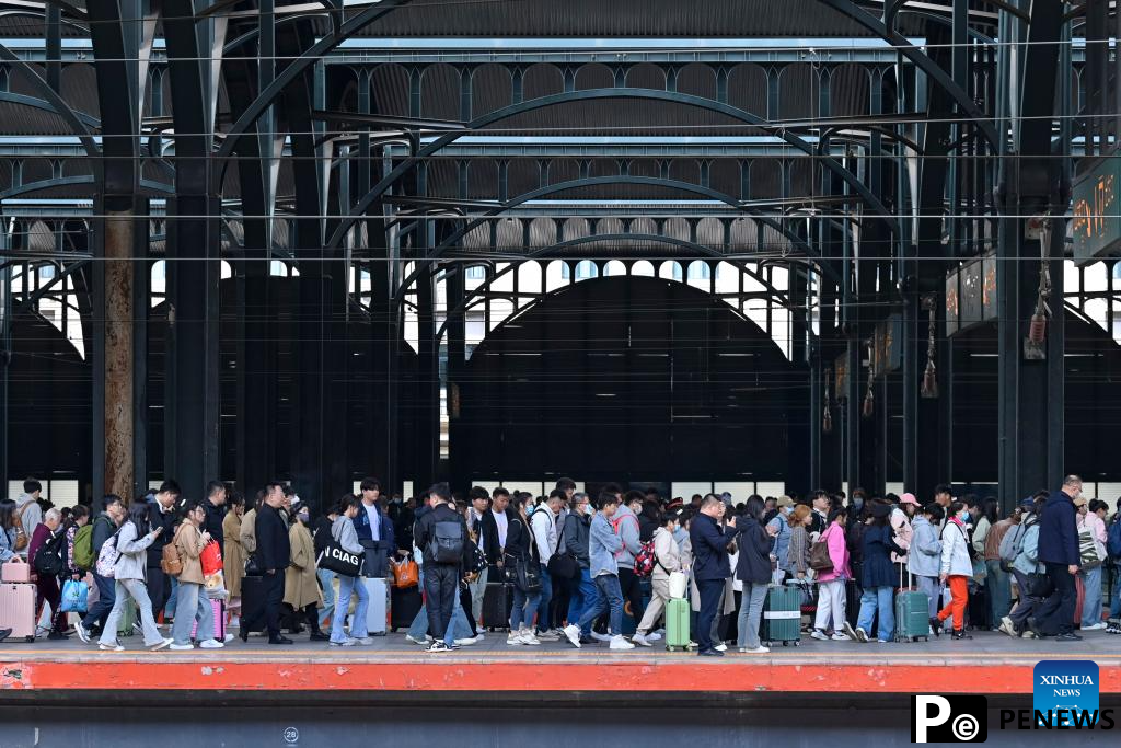 China railway trips to reach 144 mln during May Day holiday