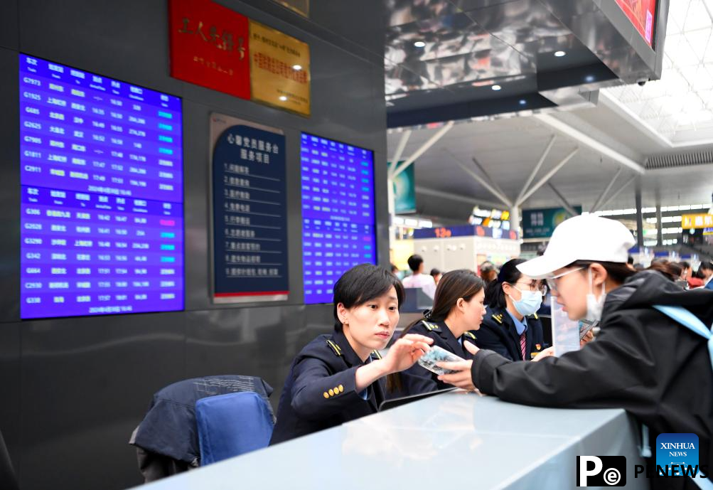 China railway trips to reach 144 mln during May Day holiday
