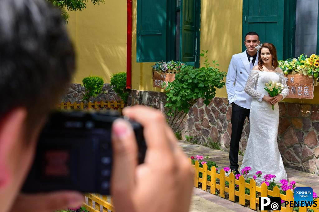 Xinjiang attracts tourists during summer