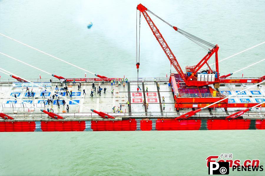 Rongshan Yangtze River Bridge connected in Sichuan