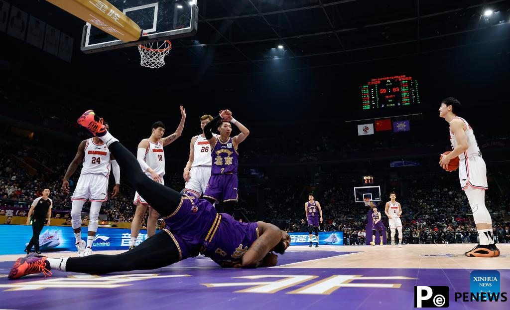 CBA: Beijing Royal Fighters vs. Guangdong Southern Tigers