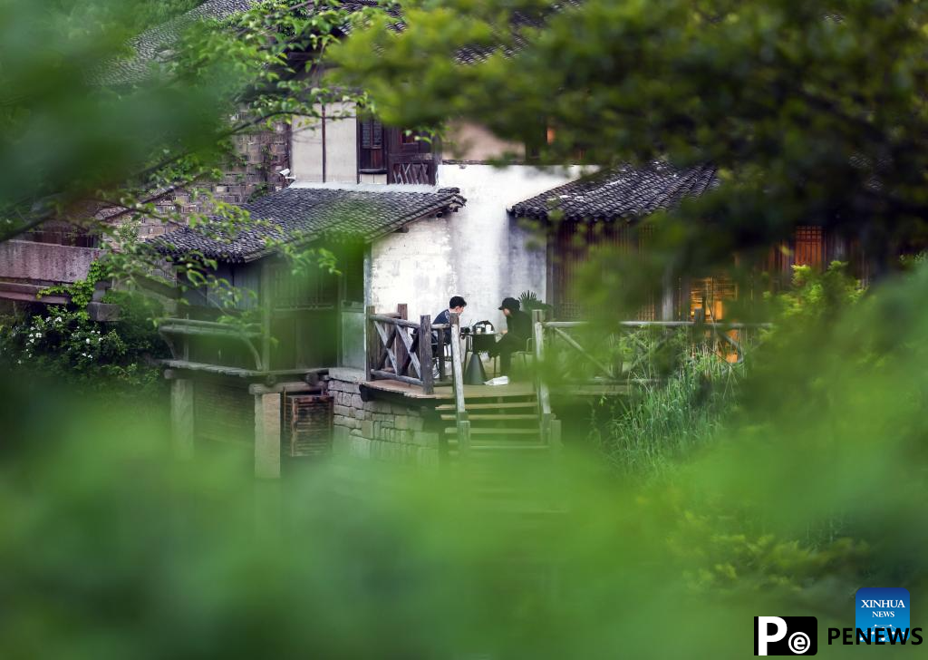 In pics: Puyuan Fashion Resort in Jiaxing, E China