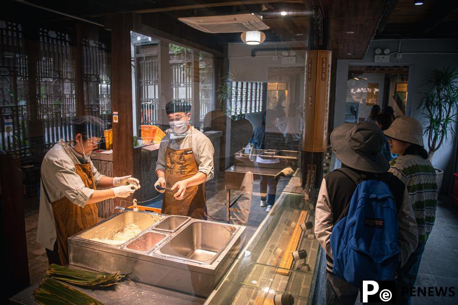 Ancient water town puts on new look to welcome tourists in E China
