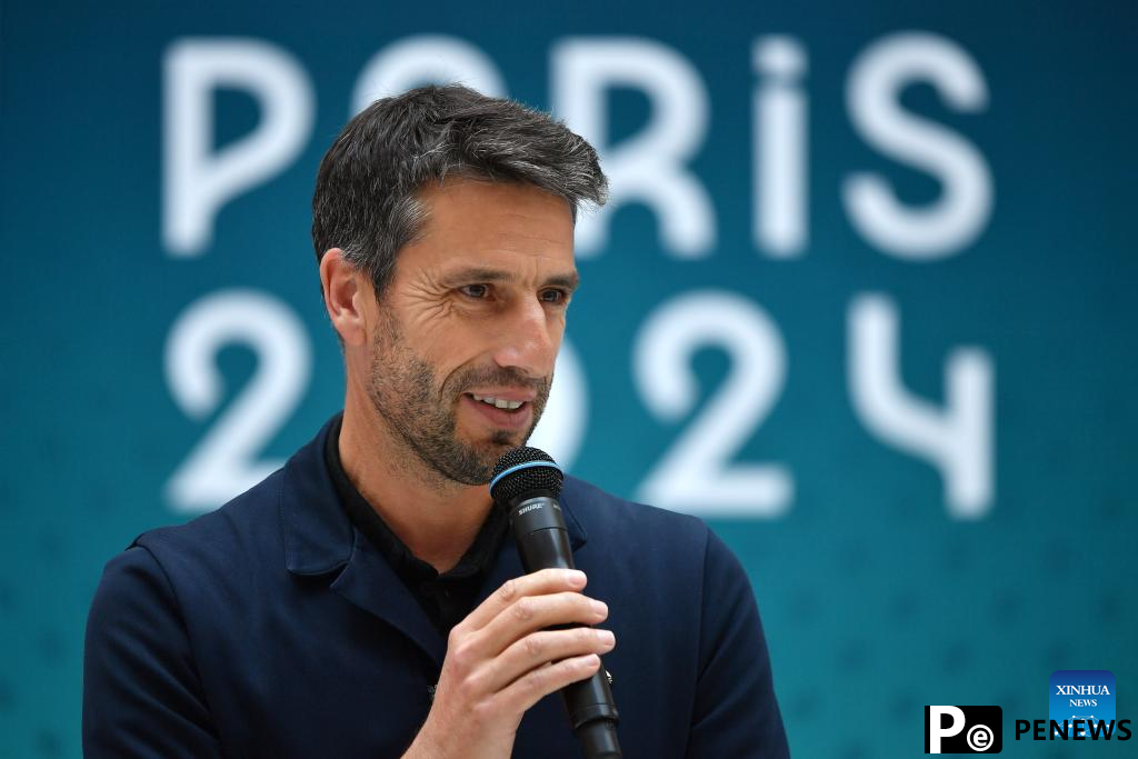 Paris 2024 organizers unveil design of podiums