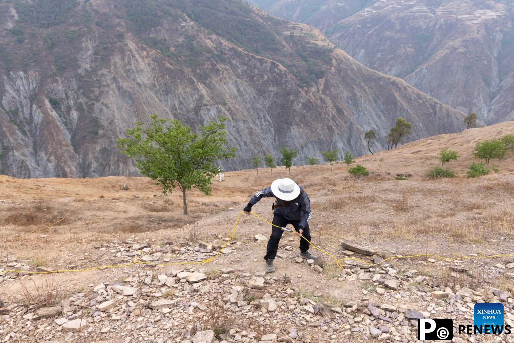 Pic story: researchers strive to reduce risk of debris flow outbreak in China