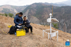 Pic story: researchers strive to reduce risk of debris flow outbreak in China's Yunnan